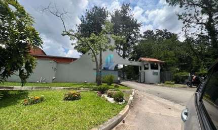 Granja Carneiro Viana - Linda casa térrea com piscina - 174mts Construídos - Cond. Granja Carneiro Viana - Cotia/SP