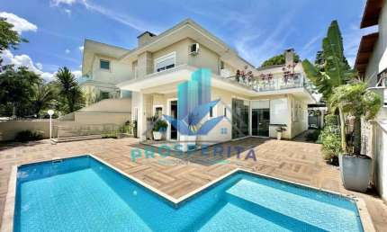 Cond. Golf Village - Impecável, 4 dorms / 2 suítes, varanda gourmet, piscina, 3 lareiras!