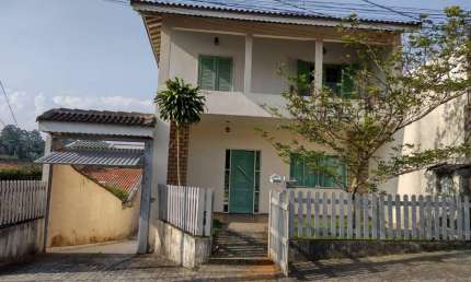 Casa à venda no Condomínio Residencial Rubi, em Mogi das Cruzes - SP