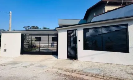 Casa à venda na Villa Di Cesar em Mogi das Cruzes - SP