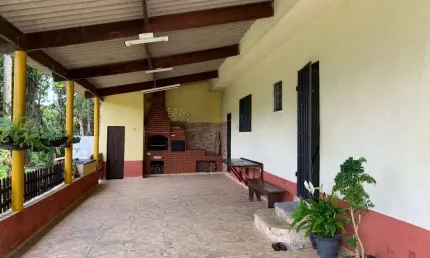 Chácara à venda com 1 alqueire no bairro de Taiaçupeba em Mogi das Cruzes