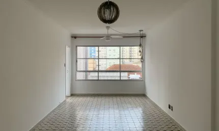 Lindo Apartamento Locação 2 Dormitórios em Frente a Praia