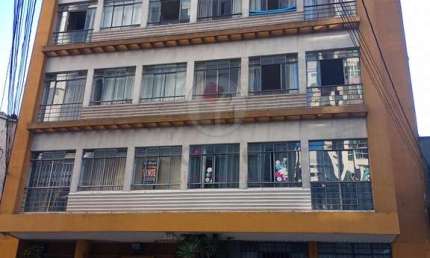 Apartamento com 2 quartos para alugar na Alameda Doutor Muricy, 45, Centro, Curitiba, 68 m2 por R$ 2.640