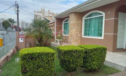 Casa com 3 quartos à venda na Rua Capitão Tenente Maris de Barros, 80, Portão, Curitiba, 169 m2 por R$ 929.000