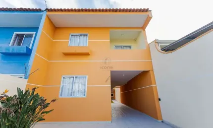 Casa com 3 quartos para alugar na Rua Wadisnaw Mucharski, 195, Abranches, Curitiba, 148 m2 por R$ 4.000