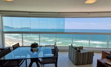 'Frente Mar e Mobiliado! Porteira Fechada com Vista Espetacular'