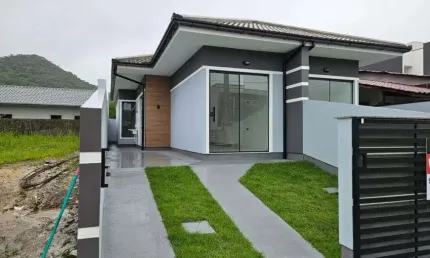Casa com 2 quartos à venda no Forquilhas, São José 