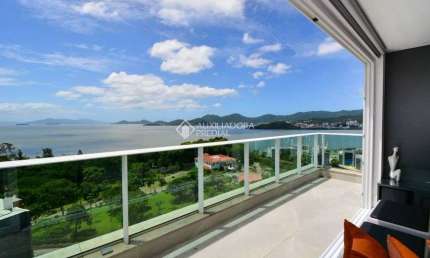 Cobertura com 3 suítes em Agronômica - Florianópolis - SC