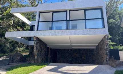 Casa em condomínio fechado com 3 quartos à venda na Rodovia Tertuliano Brito Xavier, 24, Canasvieiras, Florianópolis