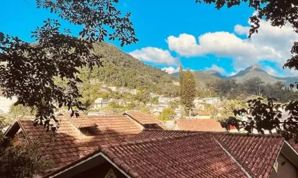 Casa com 3 quartos à venda no Castelanea, Petrópolis 