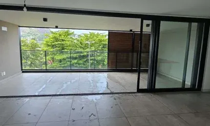 Apartamento na Lagoa para venda possui 165 metros quadrados com 3 quartos - Rio de Janeiro - RJ