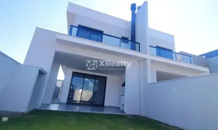 Casa com 3 quartos à venda na rua jardim 600, 230, campeche, florianópolis por r$ 1.650.000