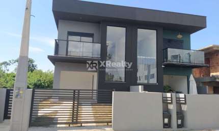Casa com 3 quartos à venda na Doutor Cláudio Américo Prates, 4, Campeche, Florianópolis por R$ 1.450.000