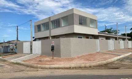 Sobrado para Venda em Guaratuba, Cohapar, 2 dormitórios, 2 banheiros, 1 vaga