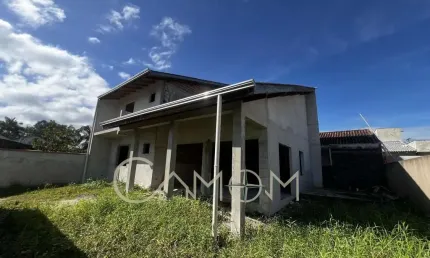 Sobrado para Venda em Guaratuba, Cohapar, 3 dormitórios, 1 suíte, 2 banheiros, 5 vagas