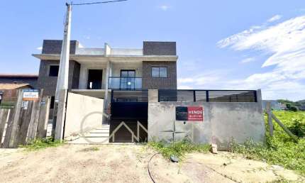 Sobrado para Venda em Guaratuba, Figueira, 3 dormitórios, 1 suíte, 2 banheiros, 2 vagas