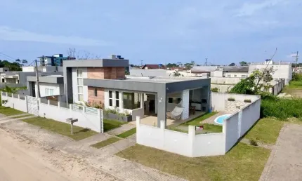 Casa para Venda em Guaratuba, Balneário Eliane, 3 dormitórios, 1 suíte, 1 banheiro, 2 vagas
