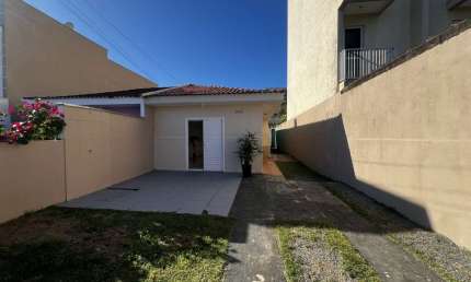 Casa para Venda em Guaratuba, Brejatuba, 3 dormitórios, 2 suítes, 1 banheiro, 2 vagas