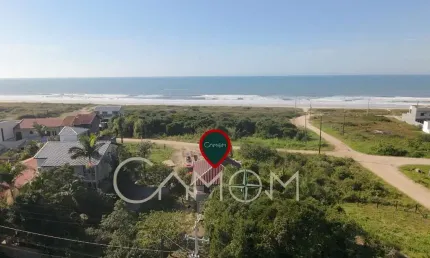 Sobrado para Venda em Guaratuba, Coroados, 2 dormitórios, 2 suítes, 1 banheiro, 3 vagas