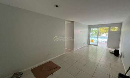 Apartamento para Venda em Rio de Janeiro, Freguesia (Jacarepaguá), 3 dormitórios, 1 suíte, 2 banheiros, 2 vagas