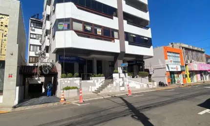 Apartamento com 3 quartos e 1 banheiro à venda, 136 m²