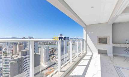Apartamento amplo vista mar com 3 suítes à venda, Centro, Itajaí
