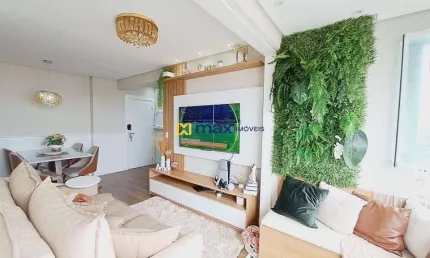Apartamento semi mobiliado com 2 quartos à venda, São João, Itajaí