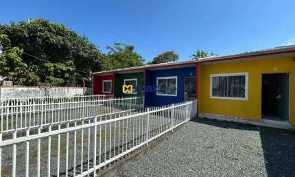 Venda: Terreno com 4 Casas de 1 Dormitório, Armação de Itapocoroy, Penha