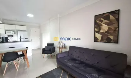 Excelente apartamento em andar alto, semi mobiliado à venda com 2 dormitórios, Dom Bosco, Itajaí