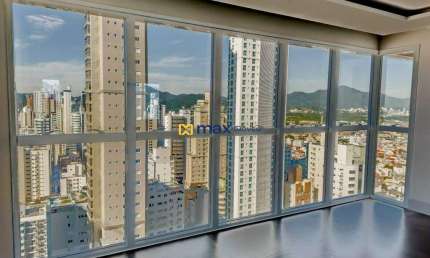 Venda: Apartamento alto padrão com 3 suítes no Centro de Balneário Camboriú