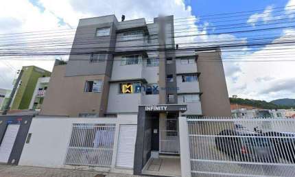 Excelente apartamento semi mobiliado com 2 quartos (1 suíte) à venda, Santa Regina, Camboriú