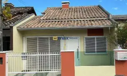 Casa averbada à venda, 2 dormitórios (1 suíte), itacolomi, balneário piçarras