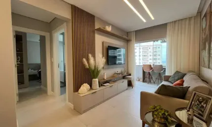 Venda apartamento reformado e mobiliado 2 quartos sendo 1 suíte - centro balneário camboriú