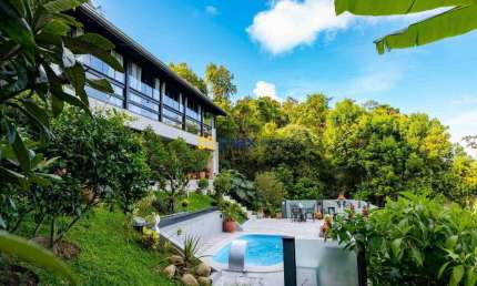 Excelente casa, alto padrão, 4 quartos (3 suítes) à venda, Fazenda, Itajaí