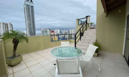 VENDA Cobertura duplex, 3 suítes, 4 vagas, piscina privativa. Balneário Camboriú