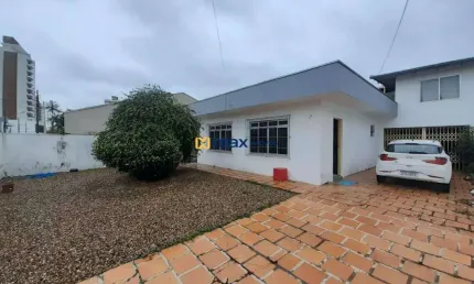 Casa com 3 quartos à venda no São João, Itajaí 