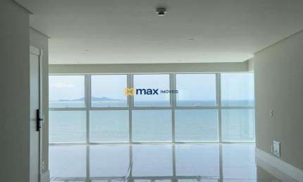 Venda: Alto padrão com 4 suítes e 3 vagas. Frente mar - Balneário Camboriú