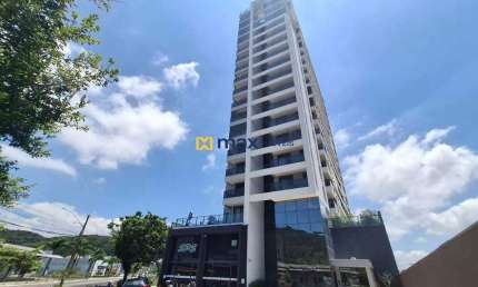 Excelente apartamento semi mobiliado com 3 quartos (1 suíte) à venda no bairro Ressacada em Itajaí