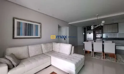 Excelente apartamento amplo, semi mobiliado com 3 suítes, vista mar, à venda no bairro Cabeçudas em Itajaí