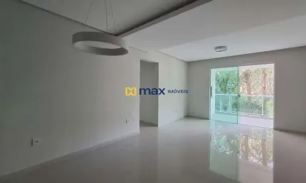 Excelente apartamento amplo, semi mobiliado com 3 suítes à venda no bairro Cabeçudas em Itajaí