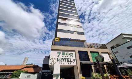 Excelente sala comercial à venda no bairro Fazenda em Itajaí