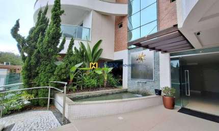 Excelente apartamento amplo, semi mobiliado com 3 suítes à venda no bairro Cabeçudas em Itajaí