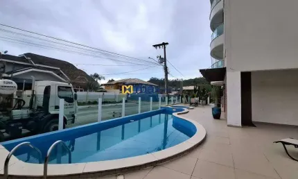 Excelente apartamento amplo, semi mobiliado com 3 suítes à venda no bairro Cabeçudas em Itajaí