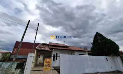 Casa espaçosa com 3 quartos (1 suíte) à venda no bairro Cordeiros em Itajaí