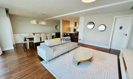 Excelente apartamento amplo, mobiliado com 4 suítes e linda vista à venda no bairro Fazenda em Itajaí