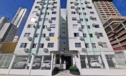 Apartamento com 01 dormitório no Edifício Califórnia localizado no Centro de Balneário Camboriú/SC