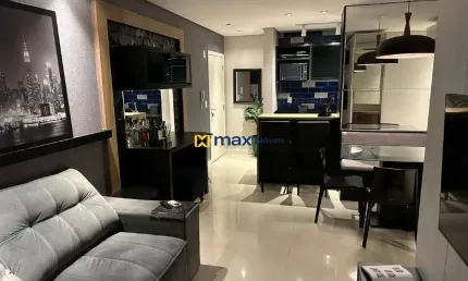 Excelente apartamento semi mobiliado com 2 dormitórios (1 suíte) à venda no bairro São João em Itajaí