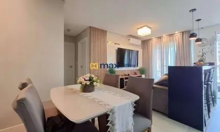 Excelente apartamento semi mobiliado com 2 quartos (1 suíte) à venda no bairro são judas em itajaí
