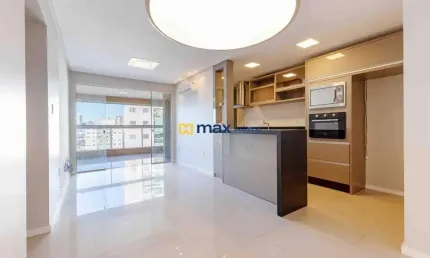 Excelente apartamento semi mobiliado com 3 dormitórios (1 suíte e 2 demi suítes) no bairro vila operária em itajaí