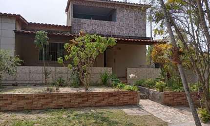 Casa com 2 quartos à venda na Rua Joaquim Murtinho, Centro, Araruama